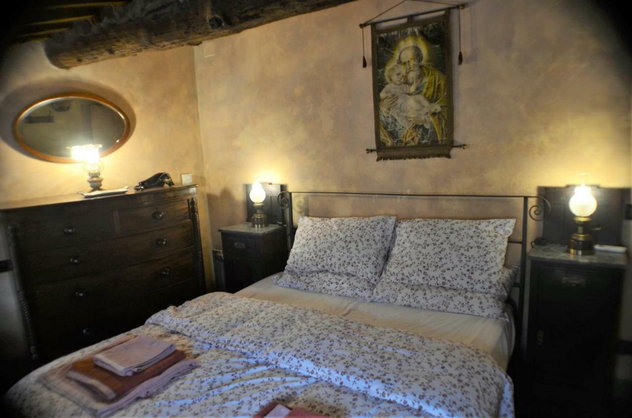Il Mirtillo - A Truly Magical Place In The Heart Of Tuscany, Nestled In A Medieval Village Chianni Kültér fotó